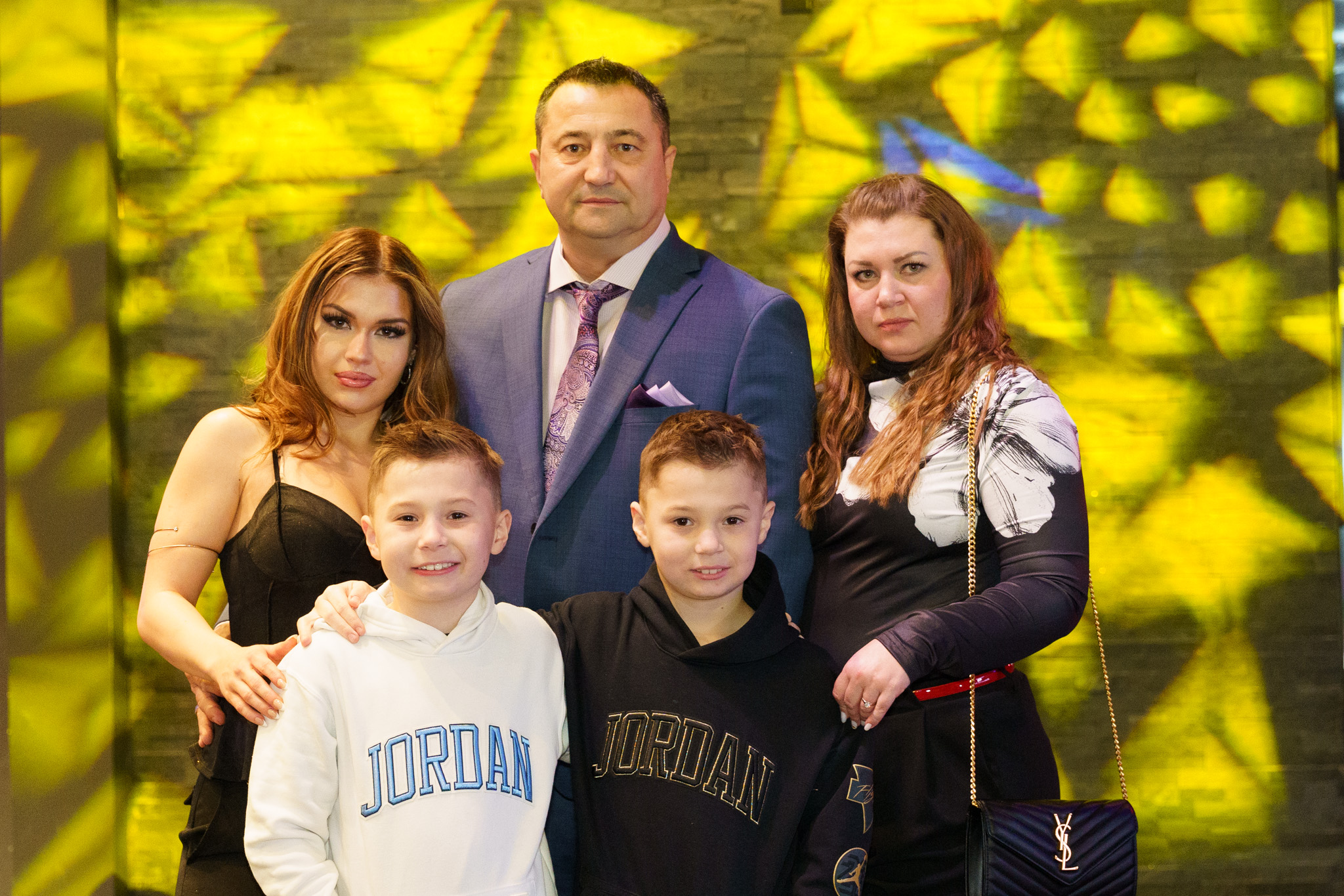 FOTO 241214 023 194830